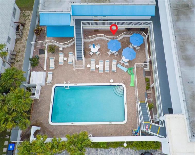 Image 14 of 15 For 4228 Ocean Blvd  14