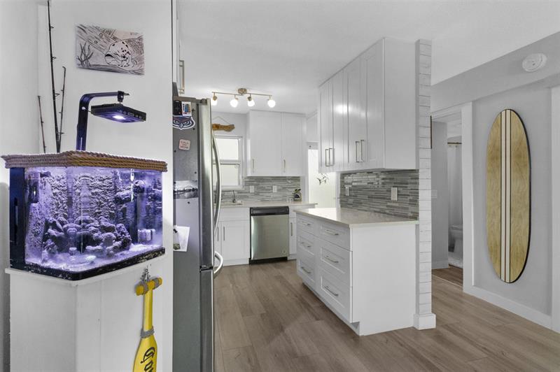 Image 10 of 34 For 1501 15th Ct  303