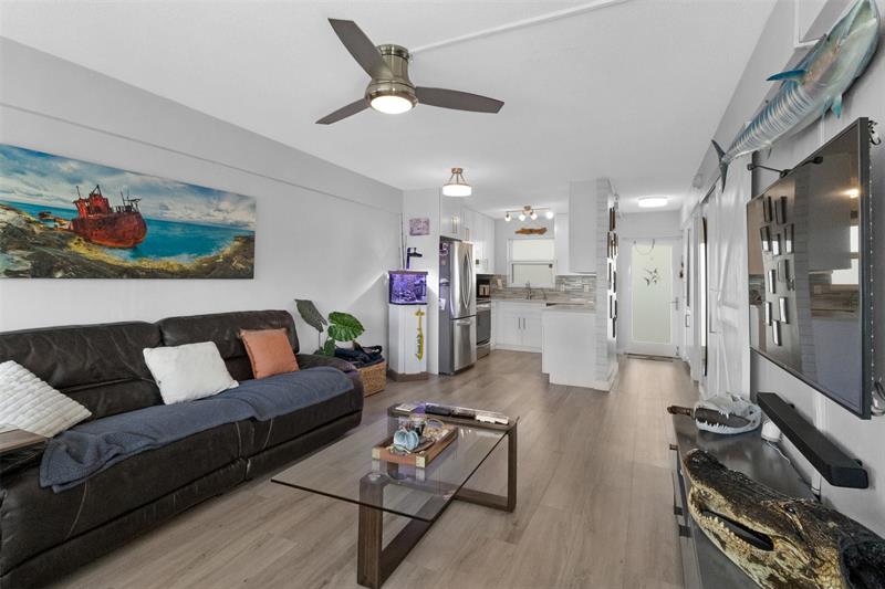 Image 14 of 34 For 1501 15th Ct  303