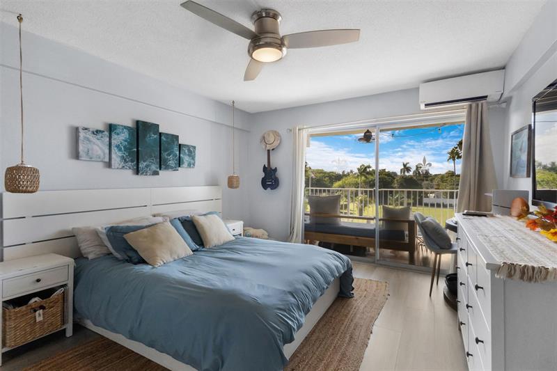 Image 17 of 34 For 1501 15th Ct  303