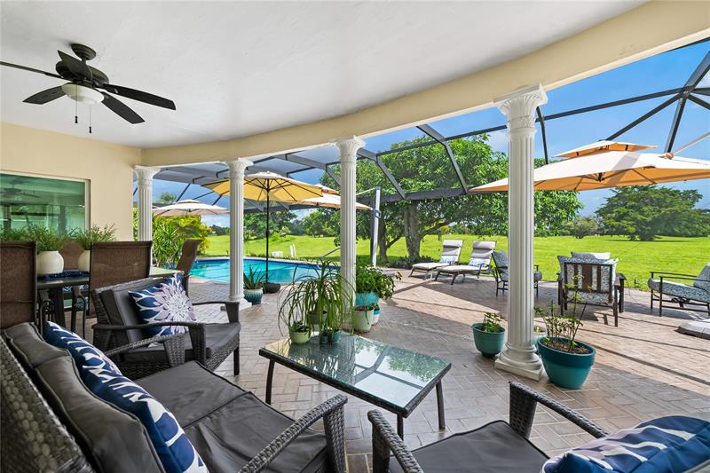 Image 27 of 30 For 4906 Travelers Palm Ln