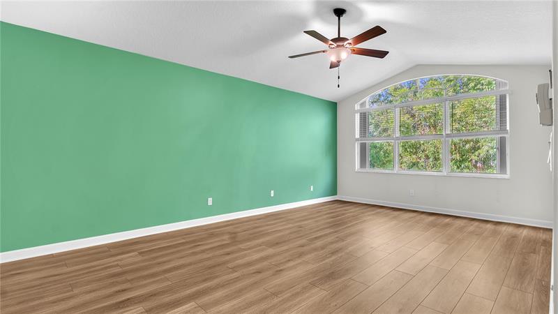 Image 19 of 52 For 4795 Classical Boulevard