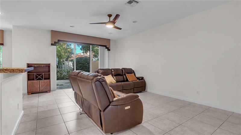 Image 38 of 52 For 4795 Classical Boulevard