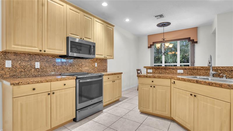 Image 44 of 52 For 4795 Classical Boulevard