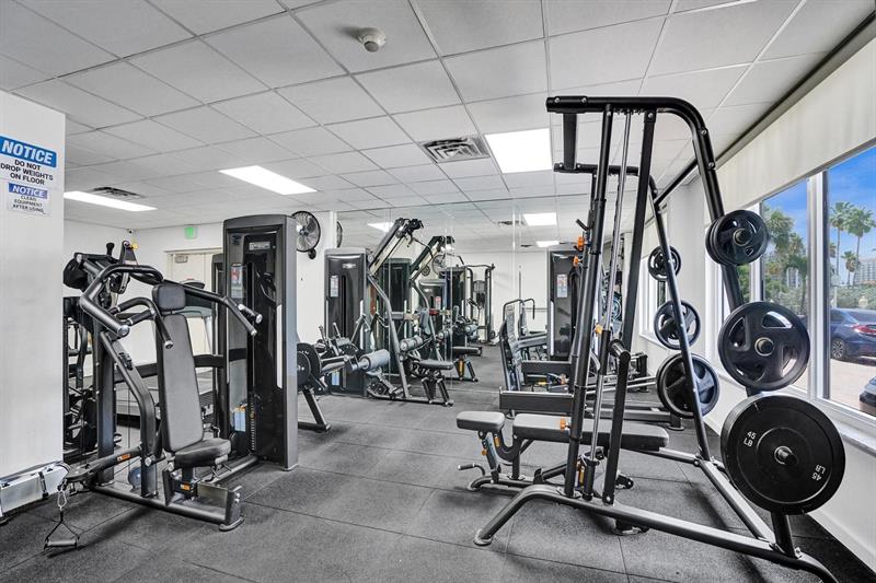 Image 35 of 50 For 3500 Galt Ocean Dr  807