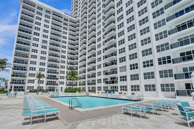 Image 39 of 50 For 3500 Galt Ocean Dr  807