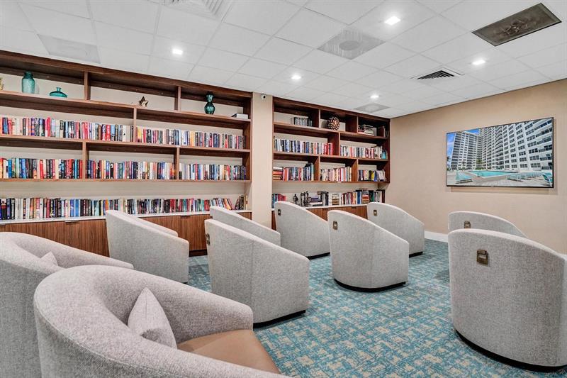 Image 42 of 50 For 3500 Galt Ocean Dr  807