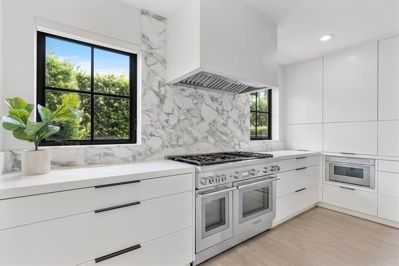 Image 26 of 99 For 9 Tahoe Ln