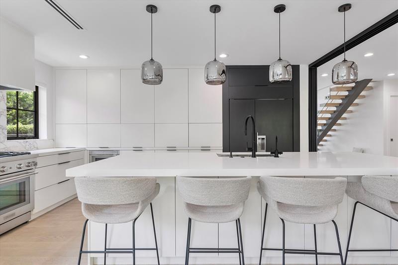 Image 27 of 99 For 9 Tahoe Ln