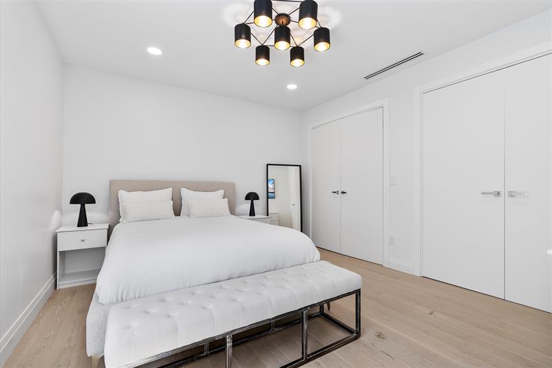 Image 36 of 99 For 9 Tahoe Ln