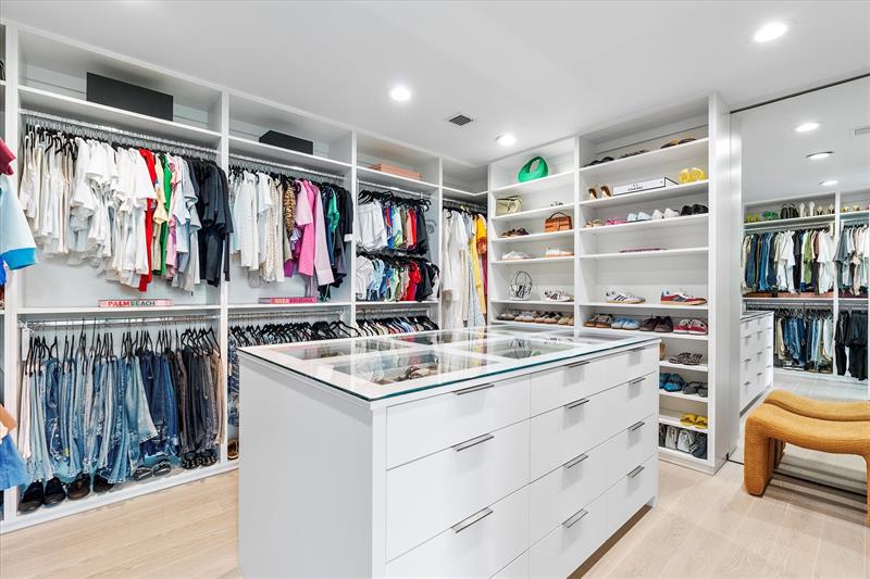 Image 46 of 99 For 9 Tahoe Ln