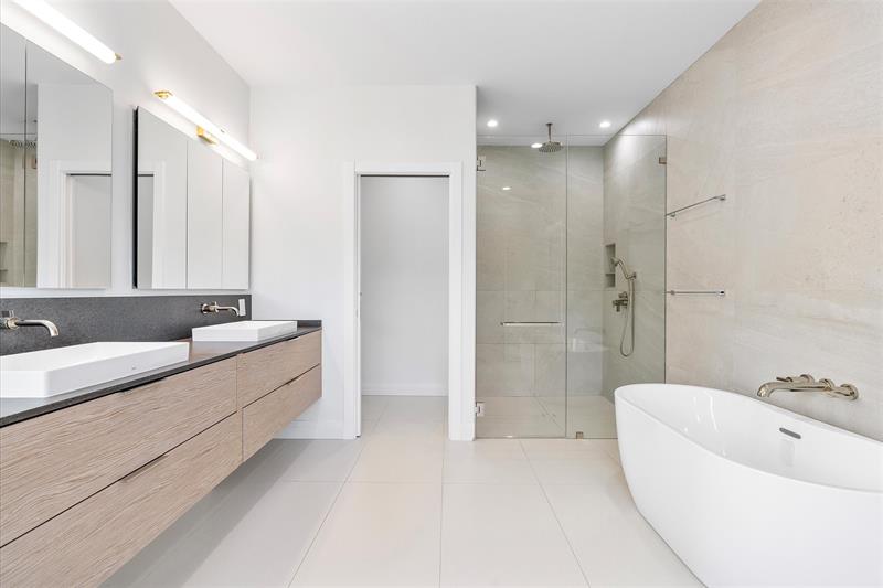 Image 48 of 99 For 9 Tahoe Ln