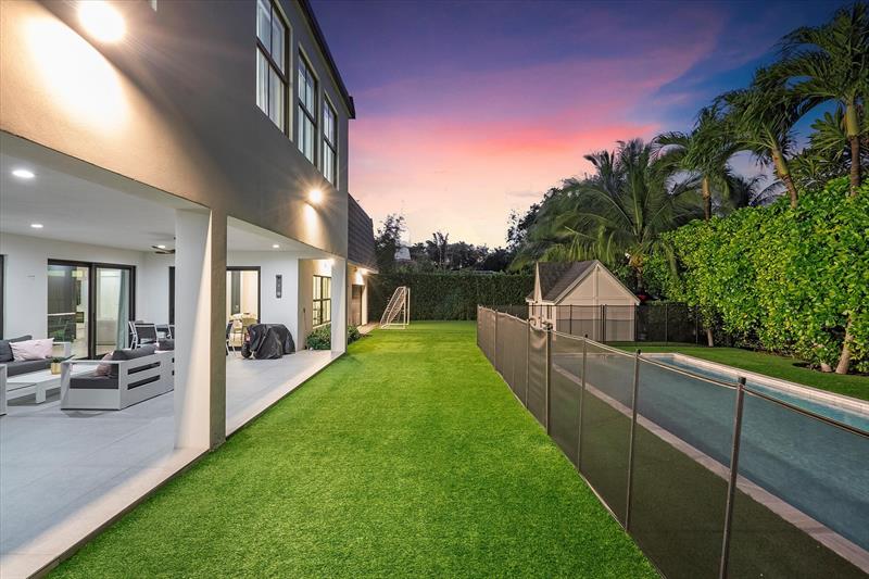 Image 82 of 99 For 9 Tahoe Ln