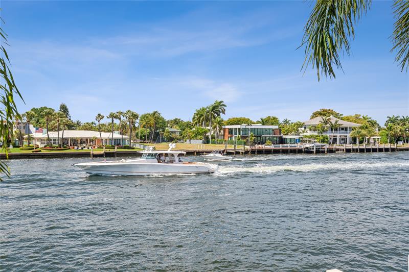 Image 17 of 23 For 561 Bayshore Dr  1