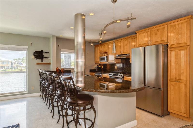 Image 5 of 23 For 561 Bayshore Dr  1