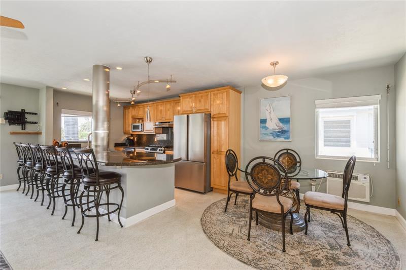 Image 7 of 23 For 561 Bayshore Dr  1