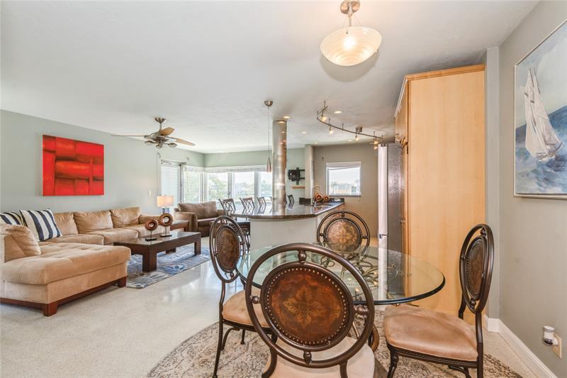 Image 9 of 23 For 561 Bayshore Dr  1