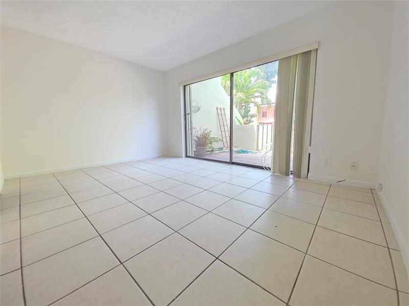Image 16 of 34 For 2851 60th St  2851