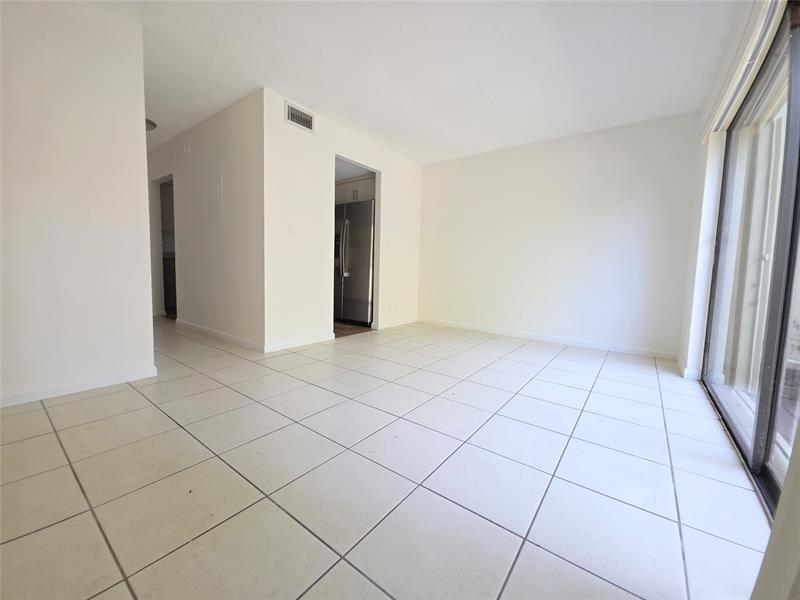 Image 23 of 34 For 2851 60th St  2851