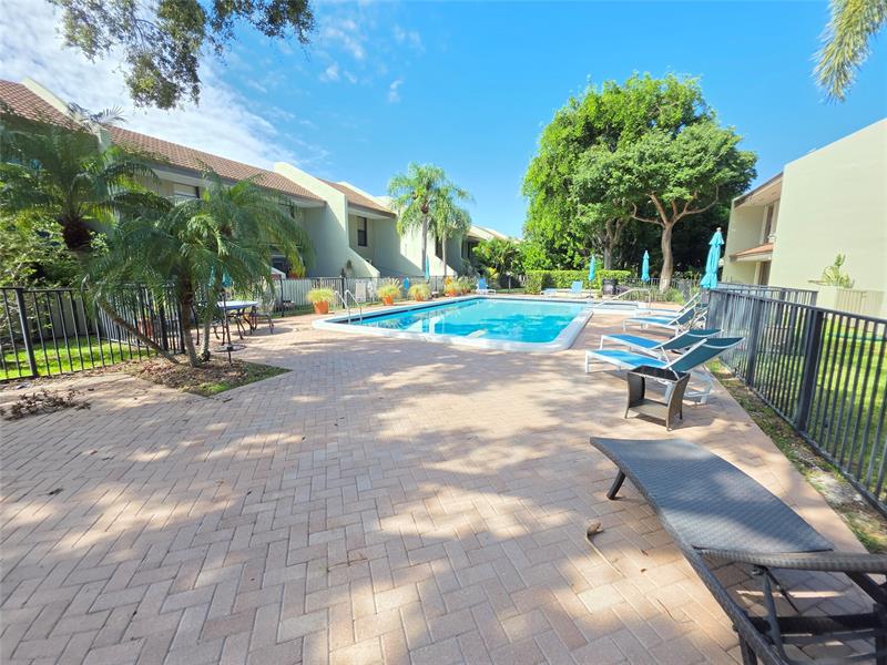 Image 33 of 34 For 2851 60th St  2851