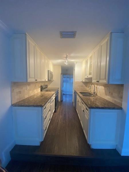 Image 8 of 32 For 871 81 Terr  1