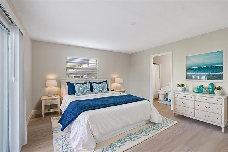 Image 14 of 39 For 18 Vista Gardens Trl  105