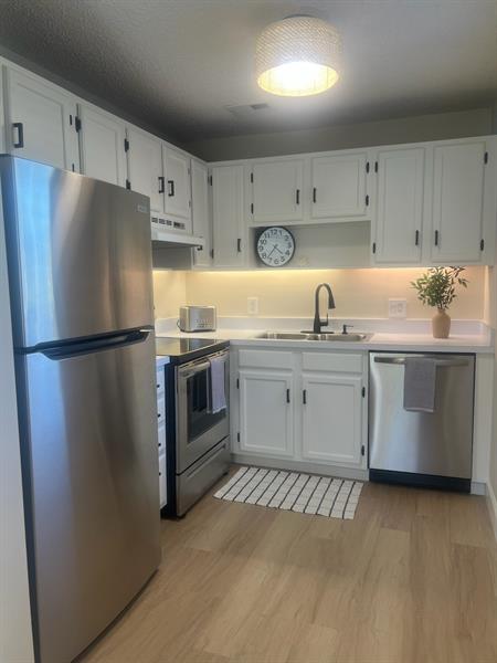 Image 8 of 39 For 18 Vista Gardens Trl  105