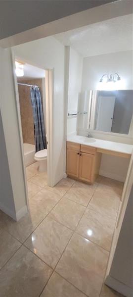 Image 14 of 26 For 9421 Evergreen Pl  102