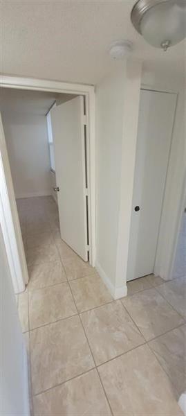 Image 20 of 26 For 9421 Evergreen Pl  102