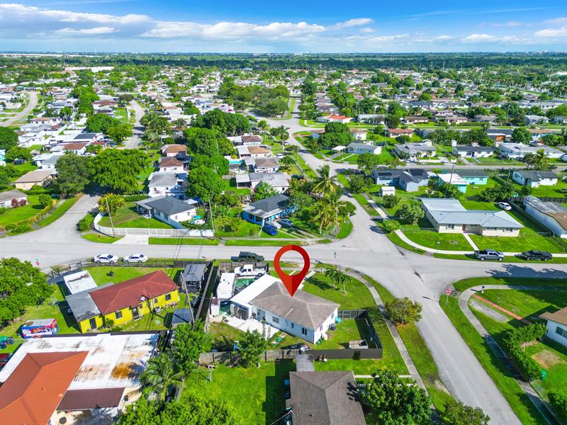 Image 39 of 49 For 14800 Buchanan St