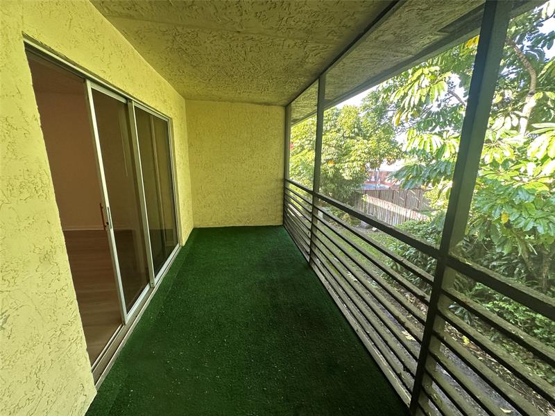 Image 13 of 13 For 3034 Coral Springs Dr  202