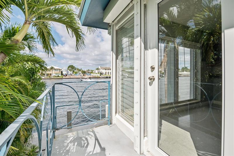Image 14 of 23 For 561 Bayshore Dr  1