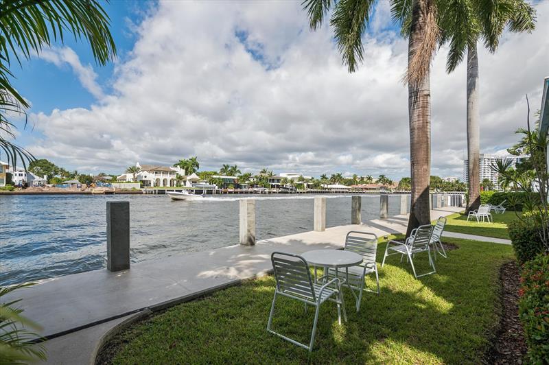 Image 20 of 23 For 561 Bayshore Dr  1