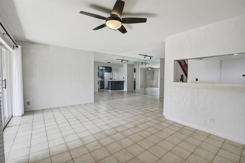 Image 11 of 41 For 2050 Discovery Cir  0