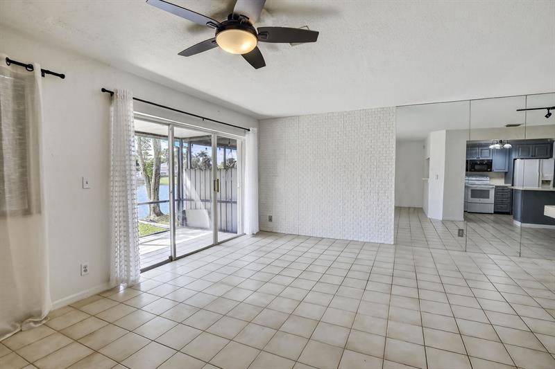 Image 12 of 41 For 2050 Discovery Cir  0