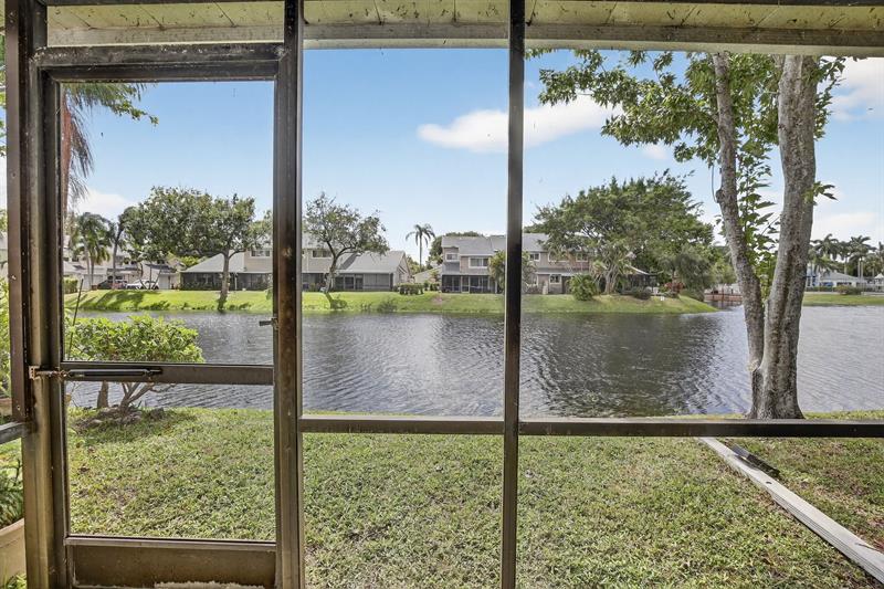 Image 15 of 41 For 2050 Discovery Cir  0