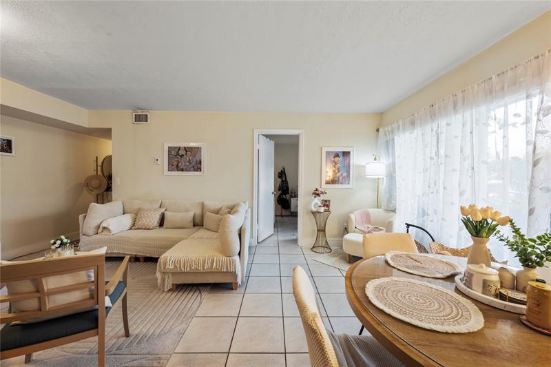 Image 12 of 68 For 10710 Royal Palm Blvd  2-2