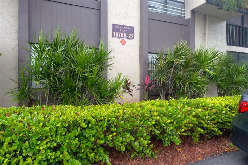 Image 37 of 68 For 10710 Royal Palm Blvd  2-2