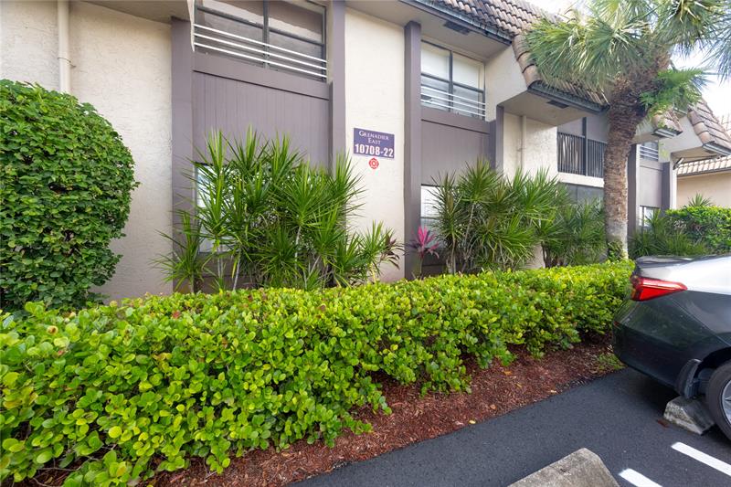 Image 44 of 68 For 10710 Royal Palm Blvd  2-2