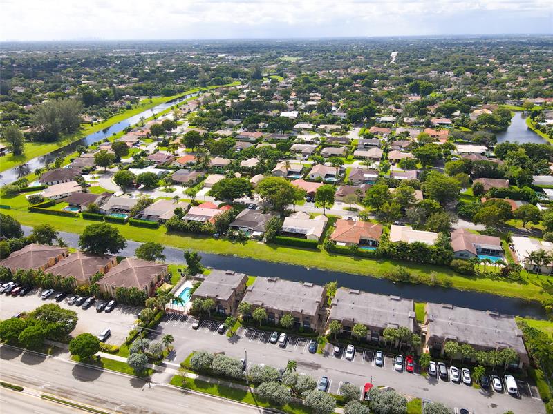 Image 53 of 68 For 10710 Royal Palm Blvd  2-2