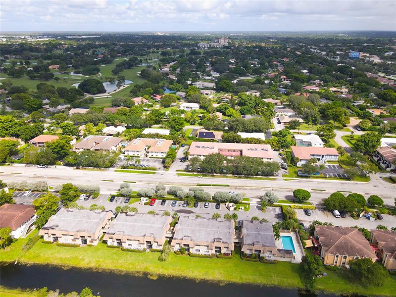 Image 56 of 68 For 10710 Royal Palm Blvd  2-2
