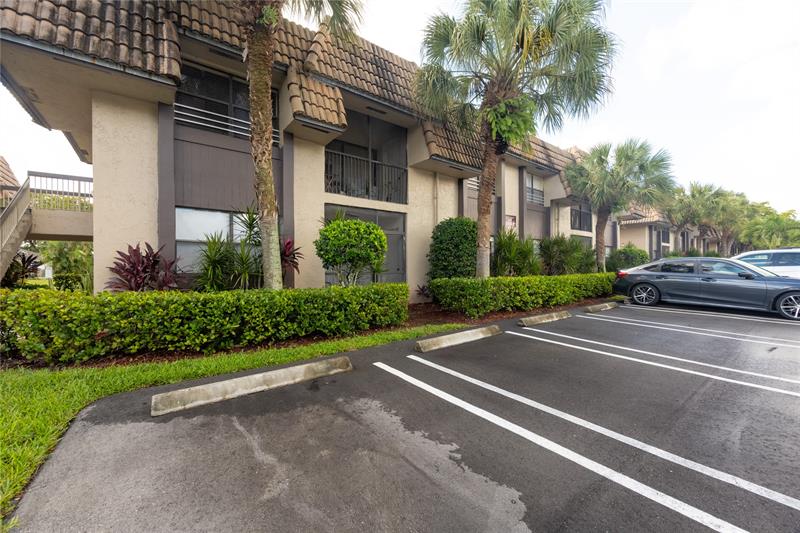 Image 63 of 68 For 10710 Royal Palm Blvd  2-2