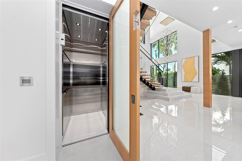 Image 26 of 87 For 24 Fiesta Way