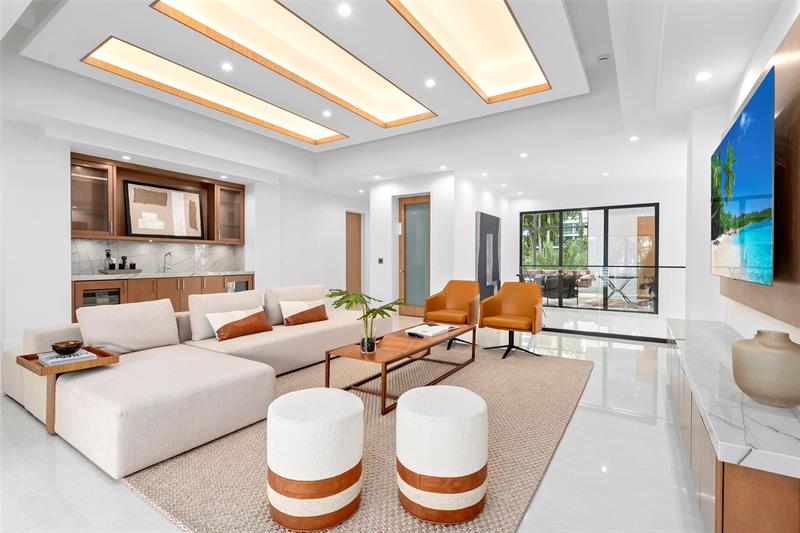 Image 31 of 87 For 24 Fiesta Way