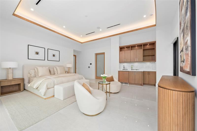 Image 36 of 87 For 24 Fiesta Way