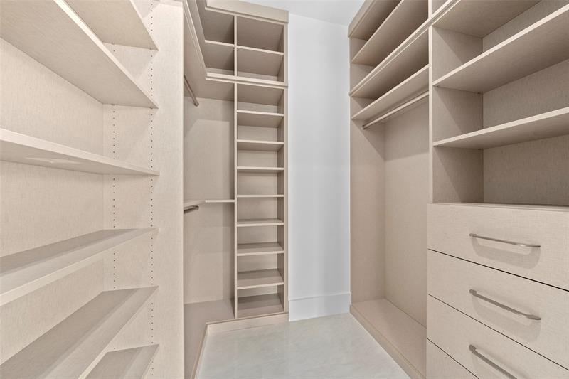 Image 50 of 87 For 24 Fiesta Way