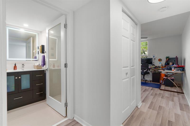 Image 11 of 48 For 520 5th Ave  2209