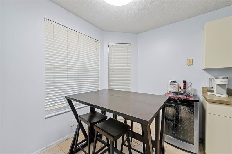 Image 14 of 44 For 7602 Pinewalk Dr  154
