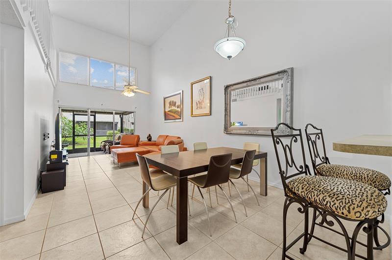 Image 15 of 44 For 7602 Pinewalk Dr  154