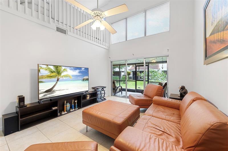 Image 18 of 44 For 7602 Pinewalk Dr  154